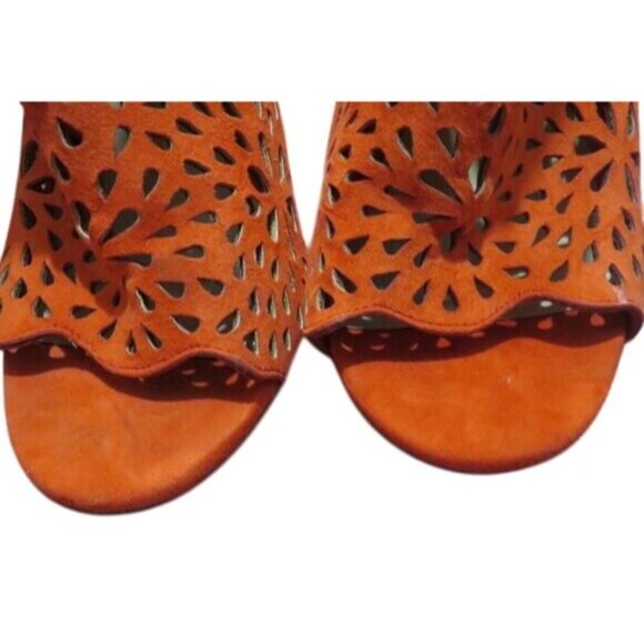 ALDO Ralidien Red Vegan Leather perforated peep toe booties heeled ankle boots - Picture 3 of 15